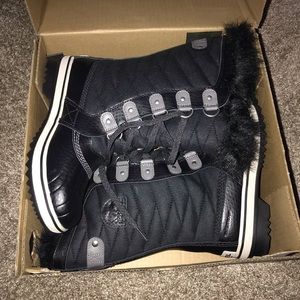 Sorel Tofino II Boots